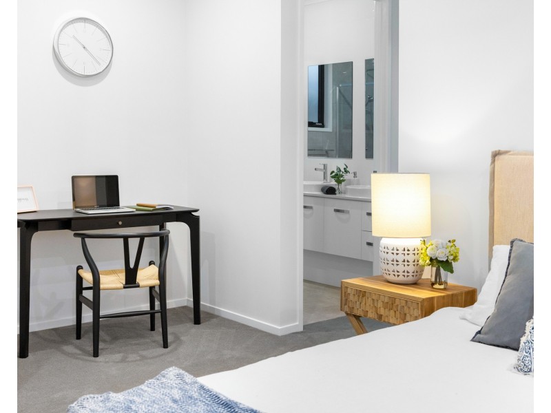 117 Esplanade, Redland Bay QLD 4165