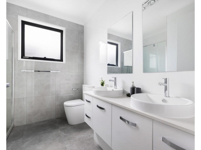 117 Esplanade, Redland Bay QLD 4165