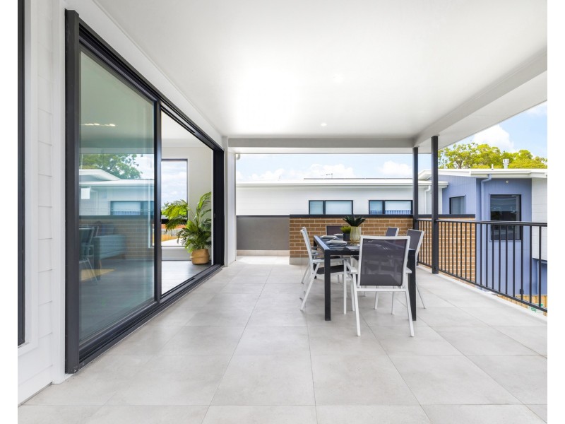 117 Esplanade, Redland Bay QLD 4165