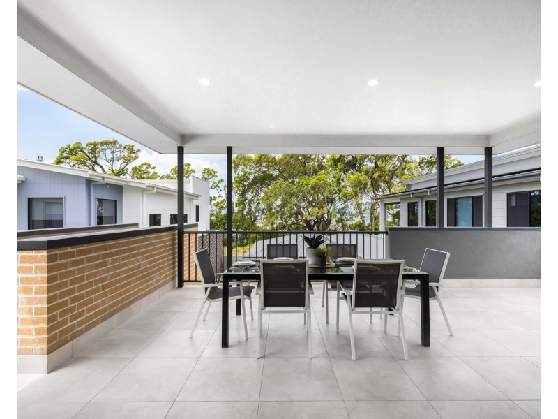 117 Esplanade, Redland Bay QLD 4165