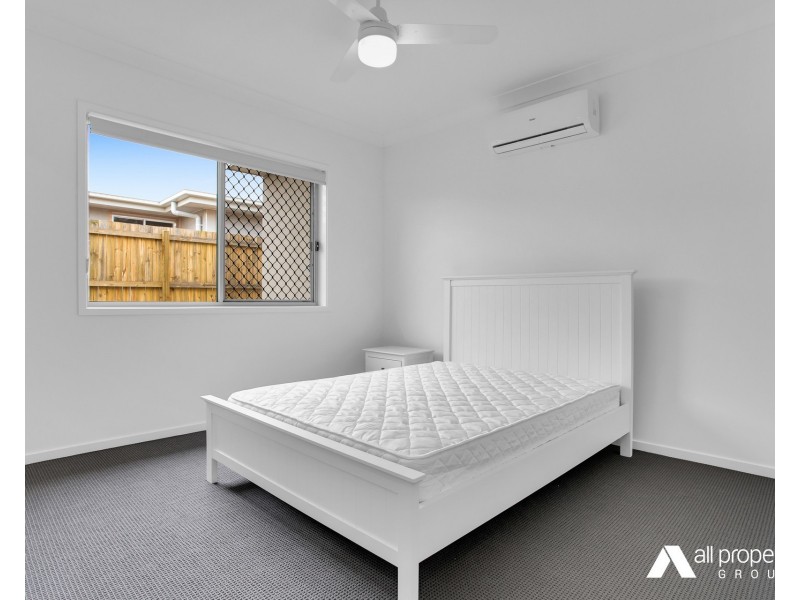 27 Sutherland Street, Gleneagle QLD 4285