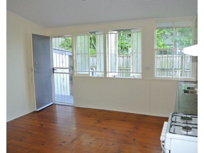 2/41 Garden Terrace, Newmarket QLD 4051