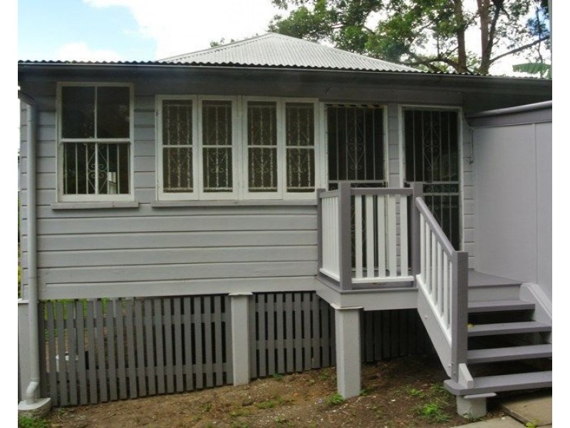 2/41 Garden Terrace, Newmarket QLD 4051