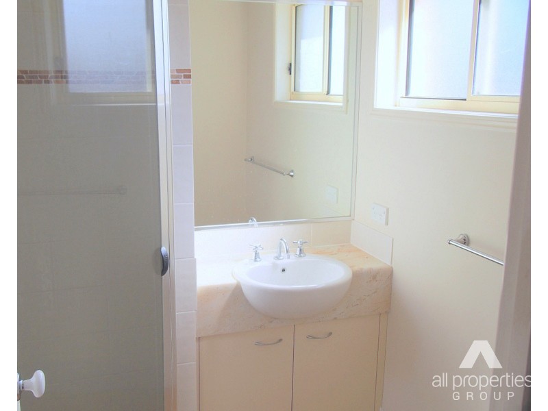 36 Elcock Avenue, Crestmead QLD 4132