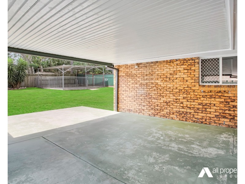 6 Barcrest Court, Crestmead QLD 4132