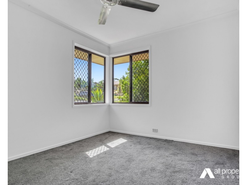 110 Equestrian Drive, Yamanto QLD 4305