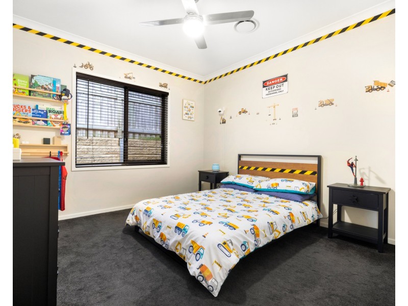 21 Conte Circuit, Augustine Heights QLD 4300