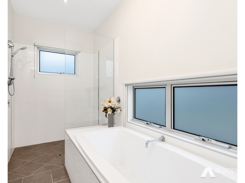 28 Lapford Circuit, Drewvale QLD 4116