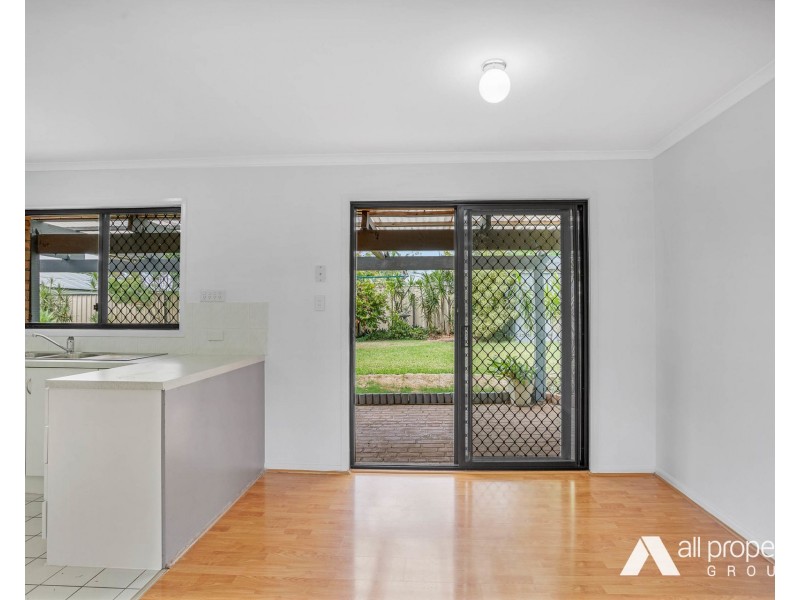 18 Brabham Street, Crestmead QLD 4132