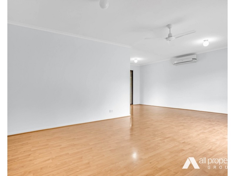 18 Brabham Street, Crestmead QLD 4132