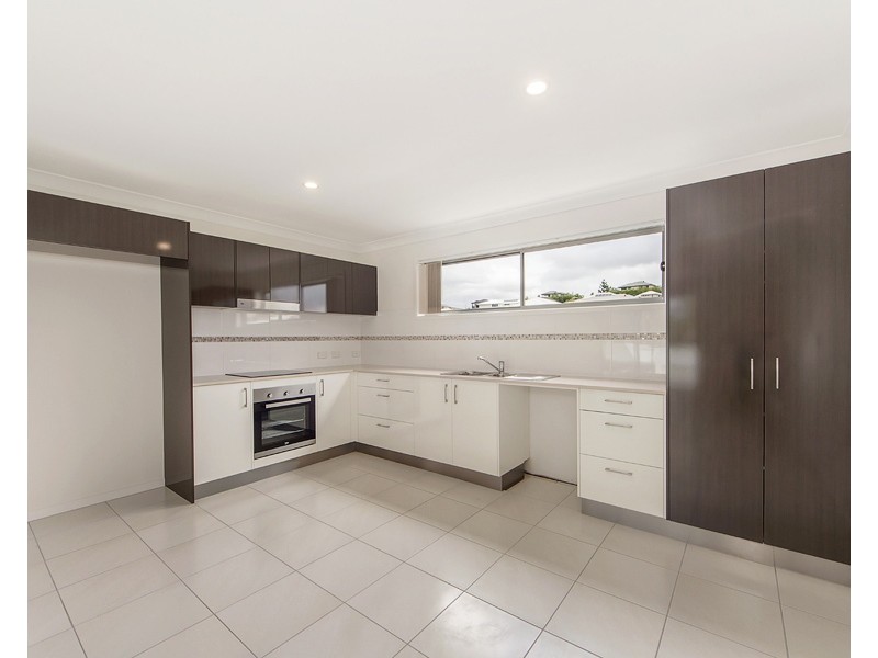 32/138 Springfield Lakes Boulevard, Springfield Lakes QLD 4300