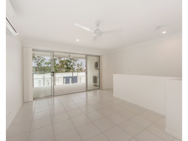32/138 Springfield Lakes Boulevard, Springfield Lakes QLD 4300