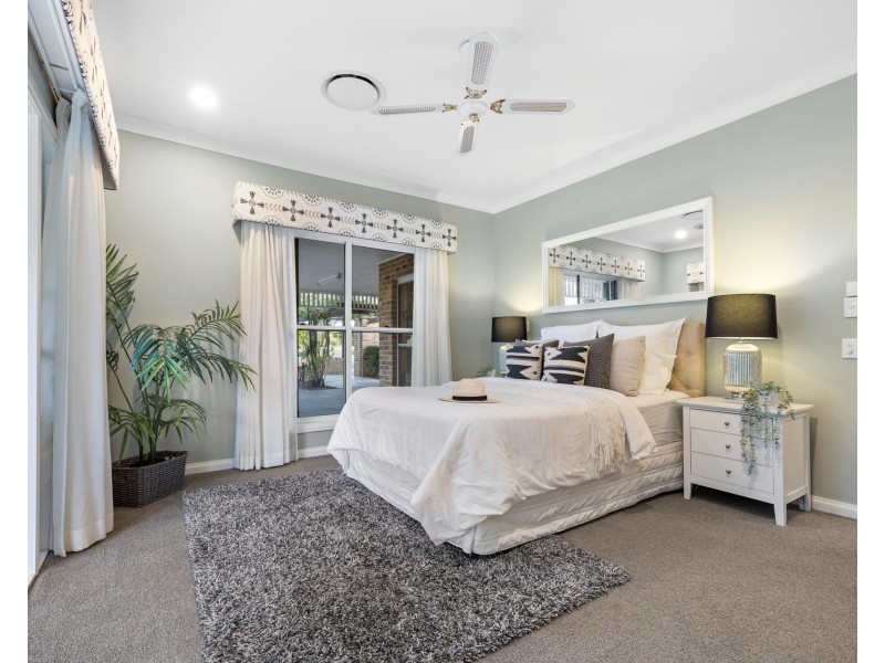 15-17 Madison Court, Munruben QLD 4125