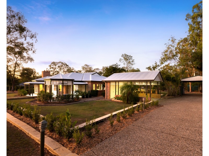 15-17 Madison Court, Munruben QLD 4125