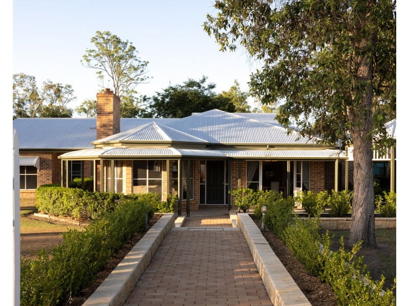 15-17 Madison Court, Munruben QLD 4125
