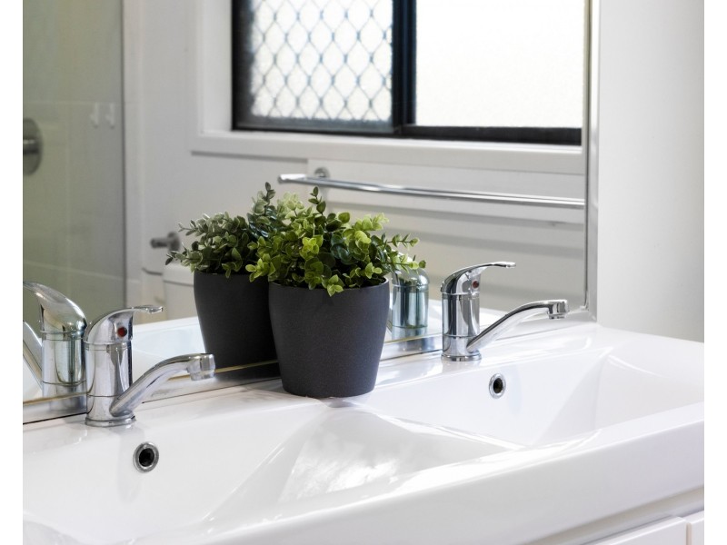 11 Albert Street, Eagleby QLD 4207