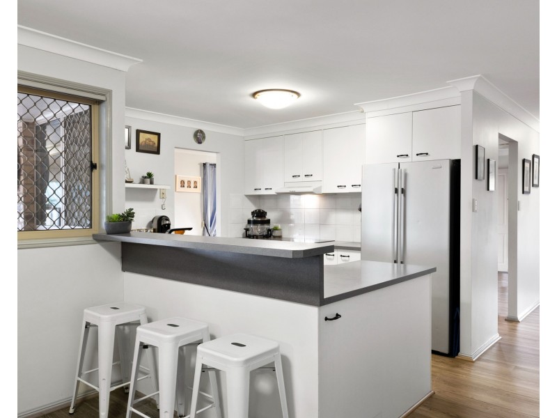 12 Fenwood Close, Boronia Heights QLD 4124