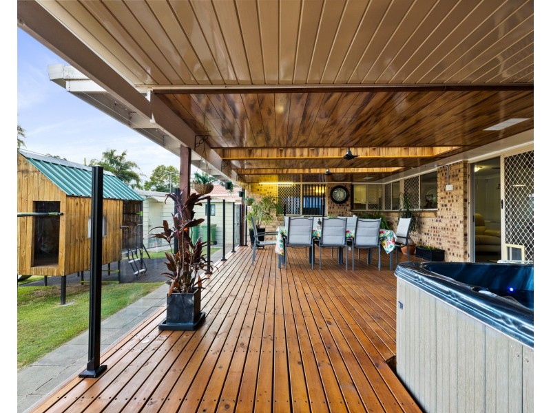 12 Fenwood Close, Boronia Heights QLD 4124