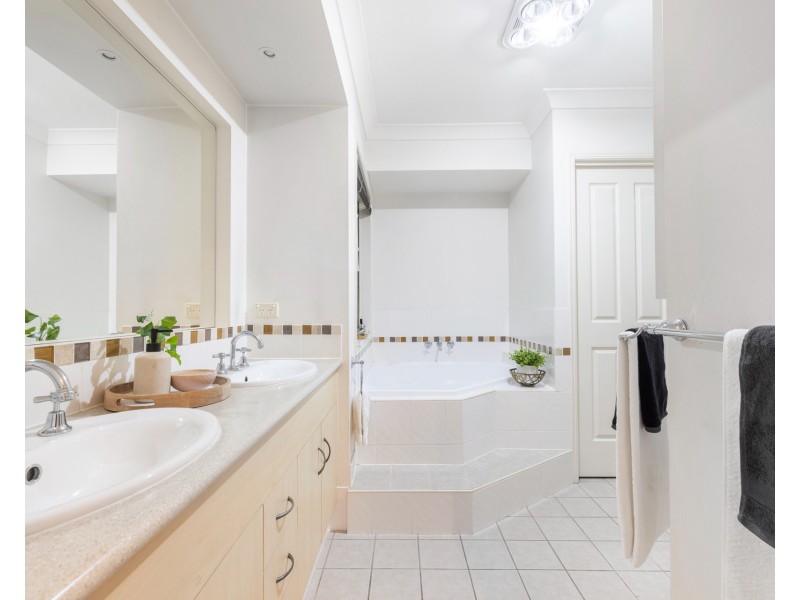 20-34 Honeyeater Drive, Greenbank QLD 4124