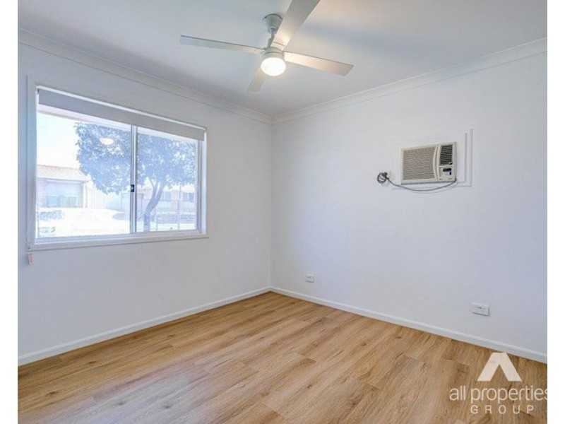4 Pitt Court, Crestmead QLD 4132