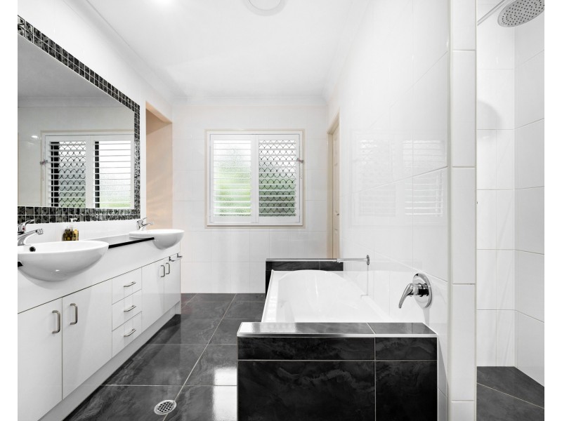 180 Condamine Drive, Logan Village QLD 4207