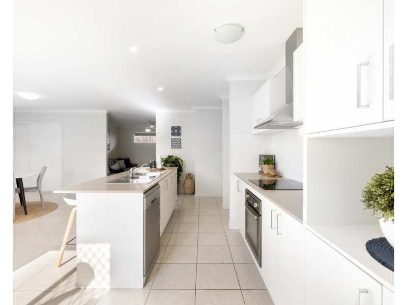 45 Fantail Avenue, Redbank Plains QLD 4301