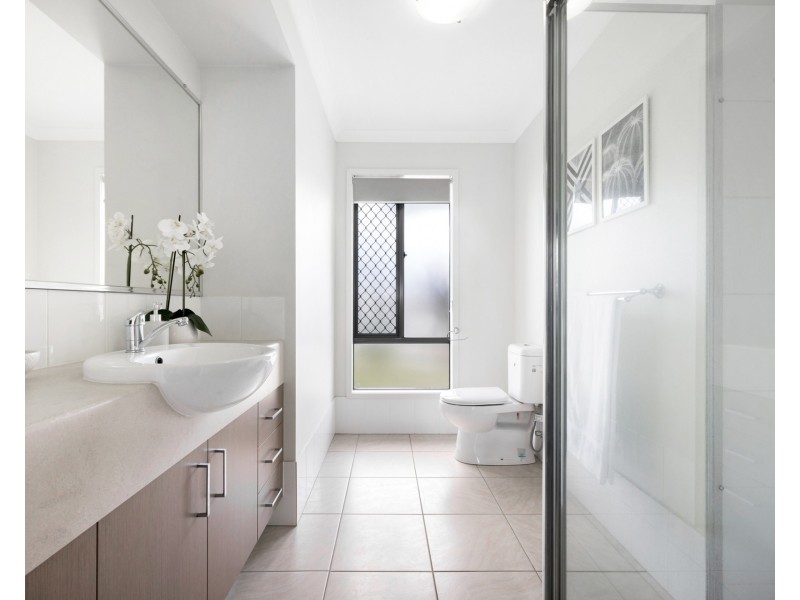 45 Fantail Avenue, Redbank Plains QLD 4301