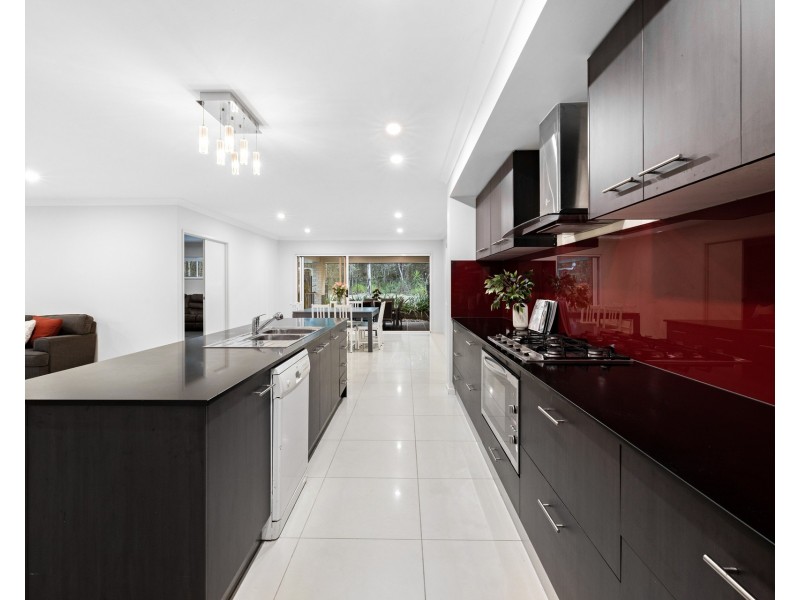 69-79 Pennine Drive, South Maclean QLD 4280