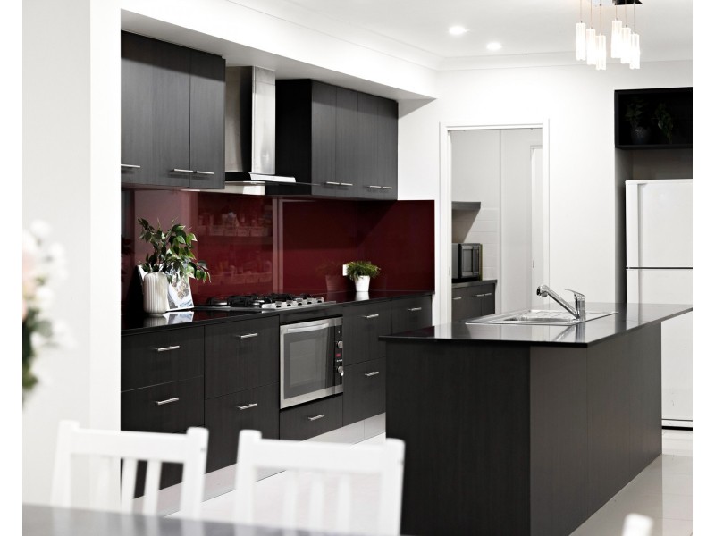 69-79 Pennine Drive, South Maclean QLD 4280