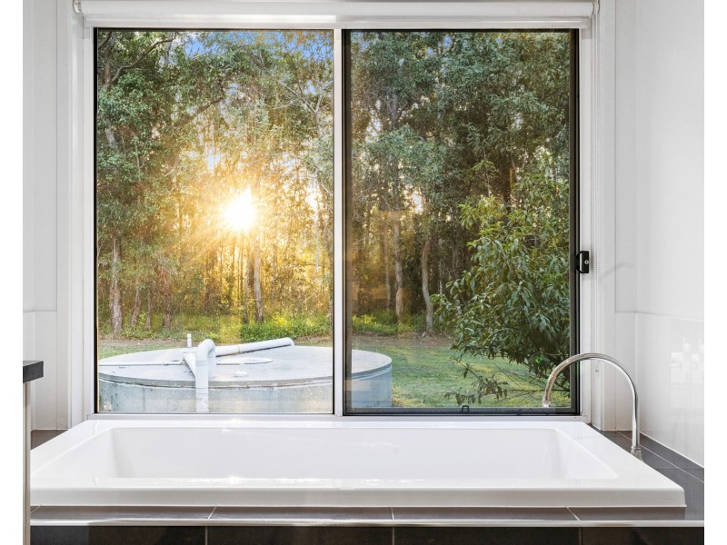 69-79 Pennine Drive, South Maclean QLD 4280