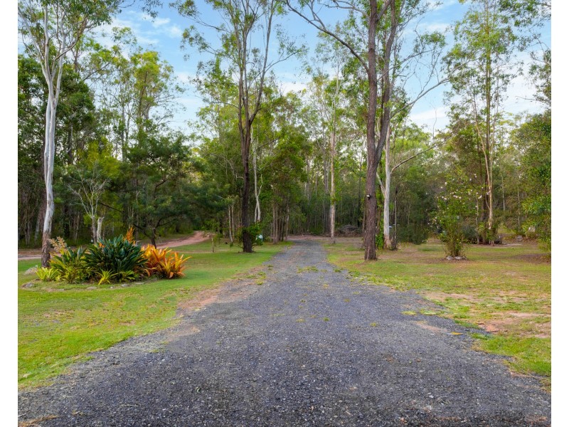 69-79 Pennine Drive, South Maclean QLD 4280