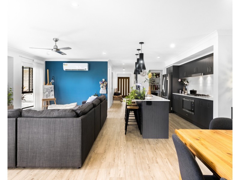 127-129 Weatherly Drive, Jimboomba QLD 4280