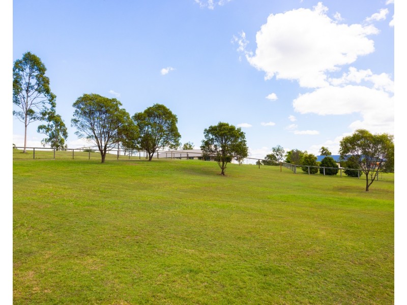 127-129 Weatherly Drive, Jimboomba QLD 4280