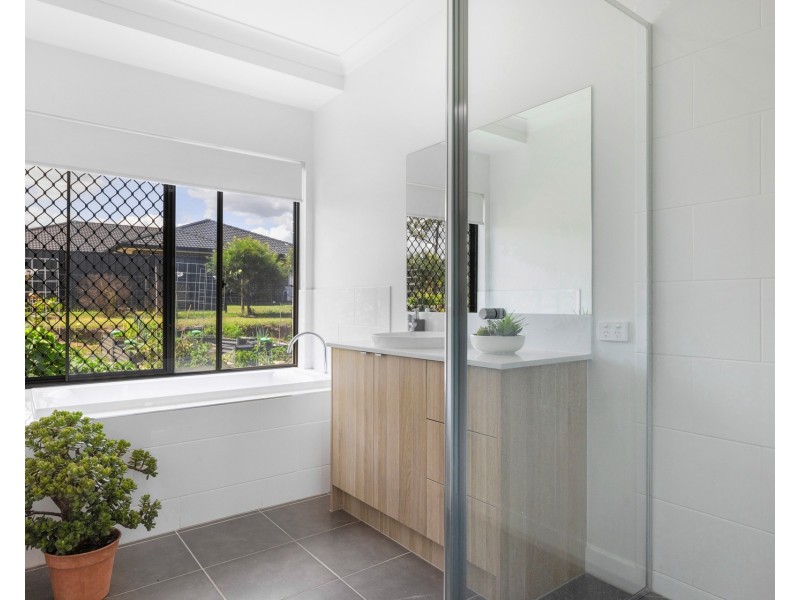 62-68 Nolan Close, New Beith QLD 4124