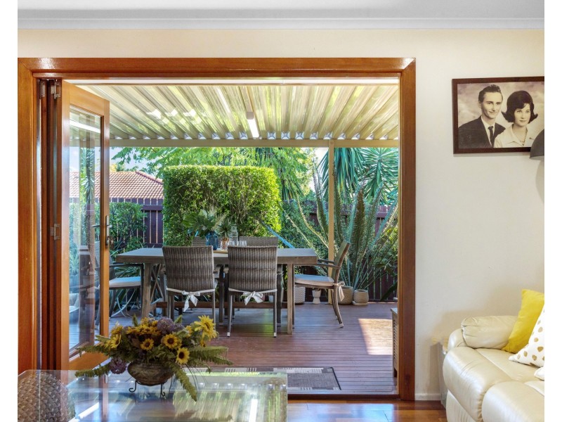 9 Stacey Court, Crestmead QLD 4132