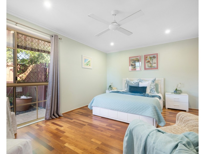 9 Stacey Court, Crestmead QLD 4132