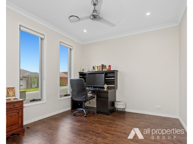 7 Kintore Street, Heathwood QLD 4110