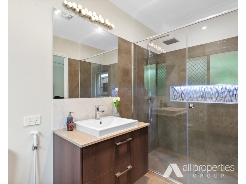 7 Kintore Street, Heathwood QLD 4110