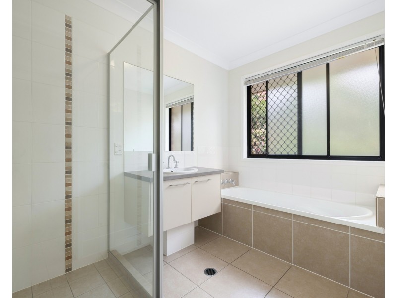 37 Juniper Street, Heathwood QLD 4110