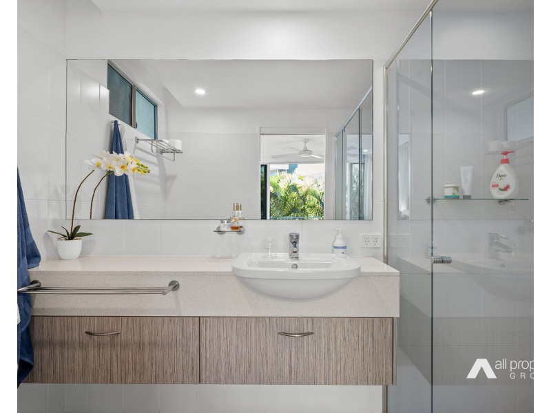 1313/2 Activa Way, Hope Island QLD 4212