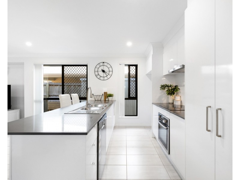 24-26 Potocki Street, Logan Reserve QLD 4133