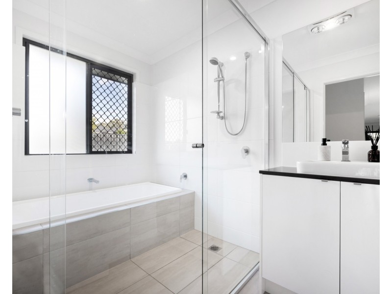 24-26 Potocki Street, Logan Reserve QLD 4133