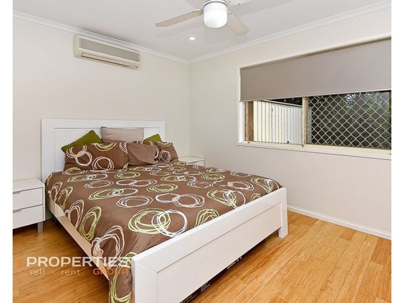 6 Radiata Place, Forest Lake QLD 4078