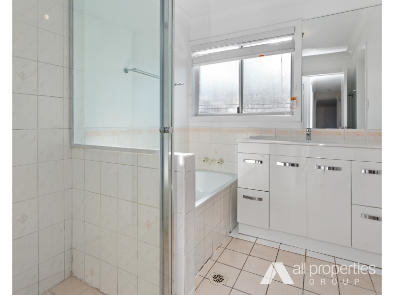 13 Burrinjuck Street, Marsden QLD 4132