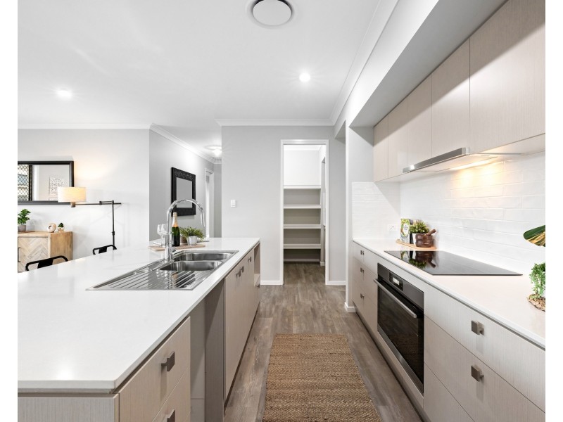 55 Cooper Crescent, Jimboomba QLD 4280