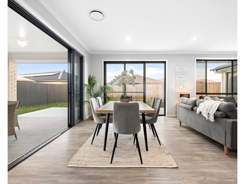 55 Cooper Crescent, Jimboomba QLD 4280