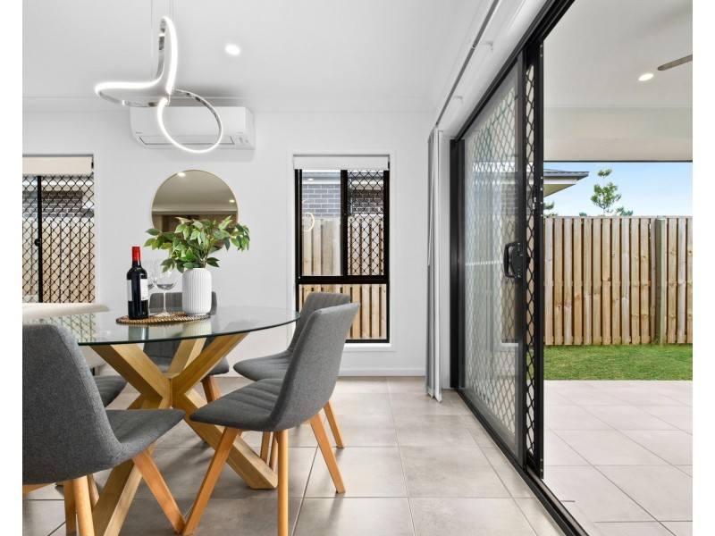 59 Macadamia Circuit, Park Ridge QLD 4125
