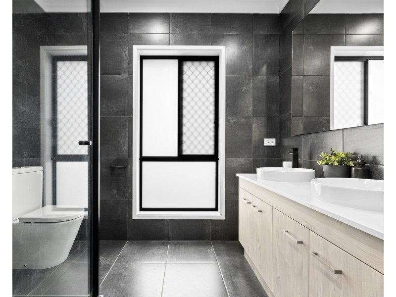 59 Macadamia Circuit, Park Ridge QLD 4125