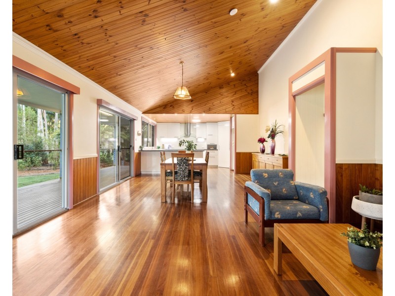 876-882 Teviot Road, South Maclean QLD 4280