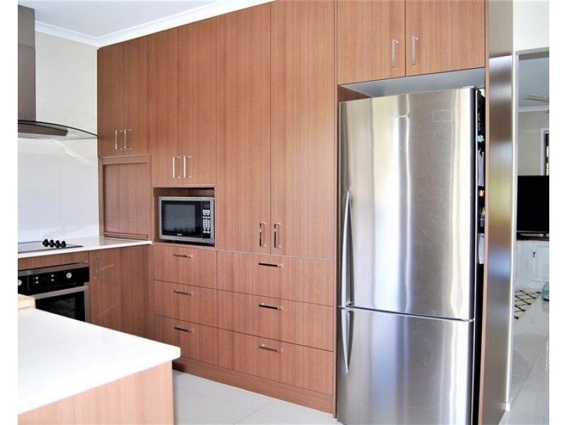 3 Solent Court, Daisy Hill QLD 4127